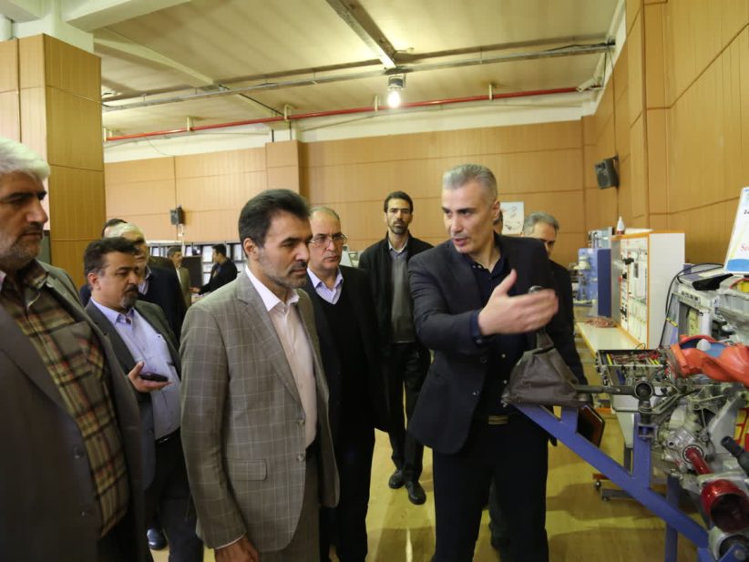 محسن احمدی در صنایع آموزشی
